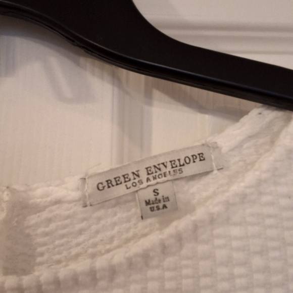 💥SALE💥Green Envelope, Small, Waffle Texture White Bell Sleeve Top - Picture 2 of 6